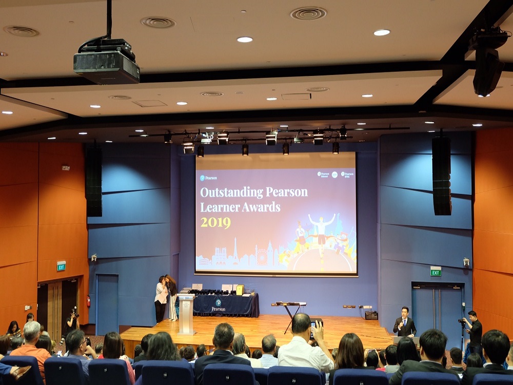 新加坡春天国际学院：让语言沟通更自如