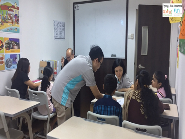 新加坡春天国际学院：探索知识的新天地